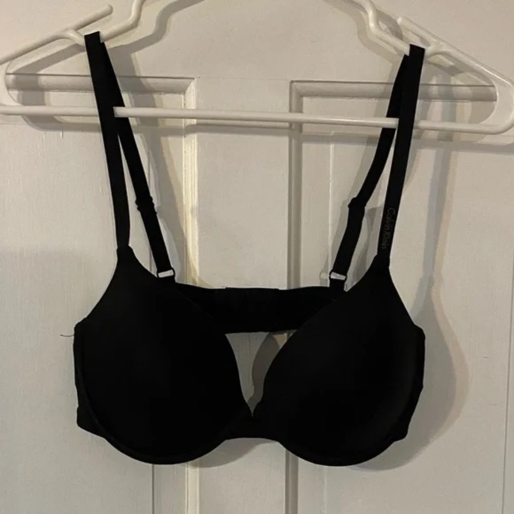 Calvin Klein Black 36C Push-Up Bra